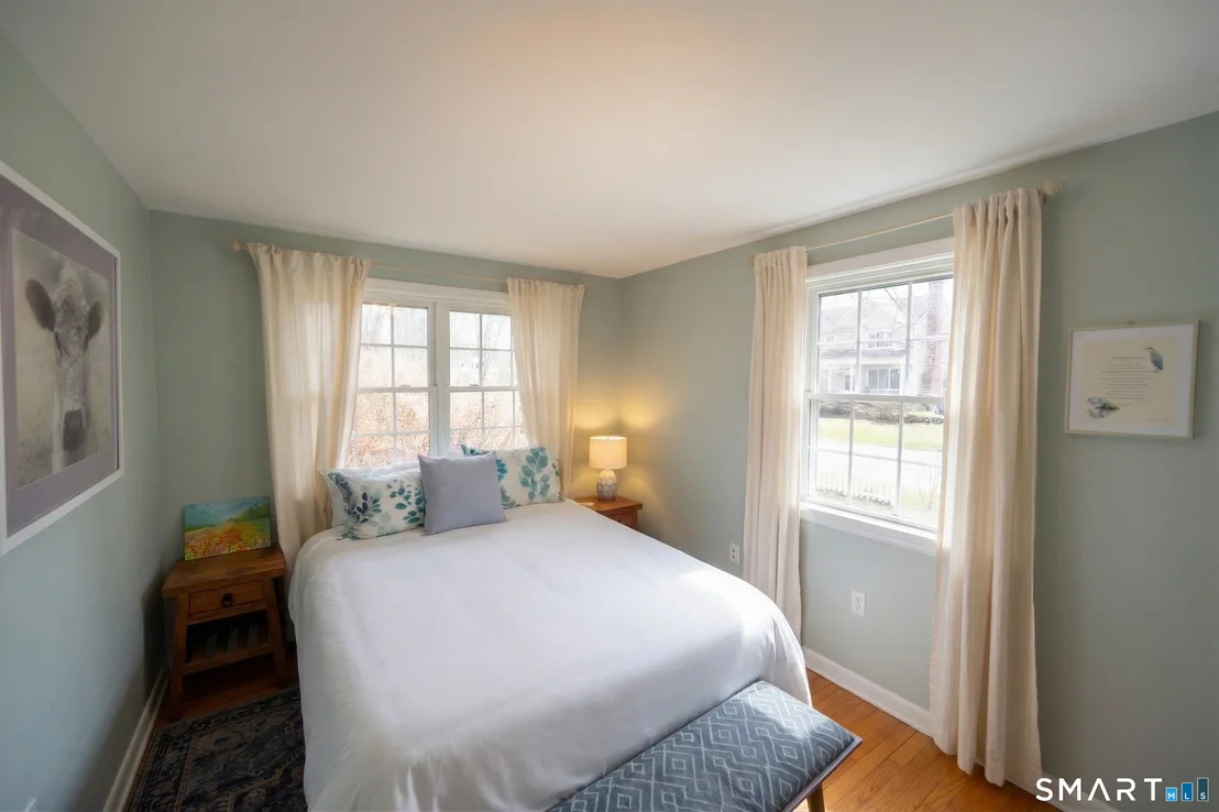 Photo of 23 Meadowood Lane