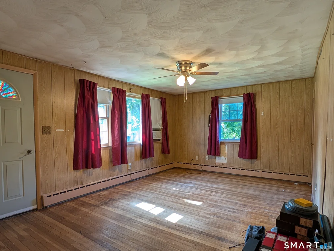 Photo of 116 Meadowbrook Lane