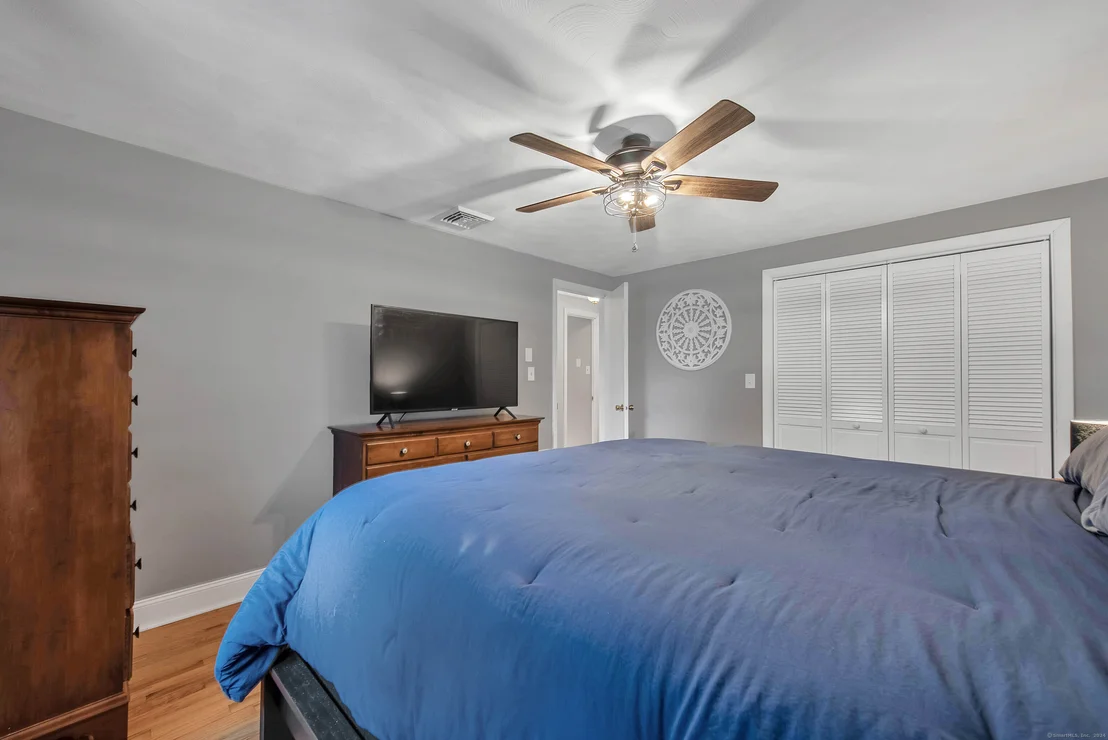 Photo of 1 Higgins Avenue