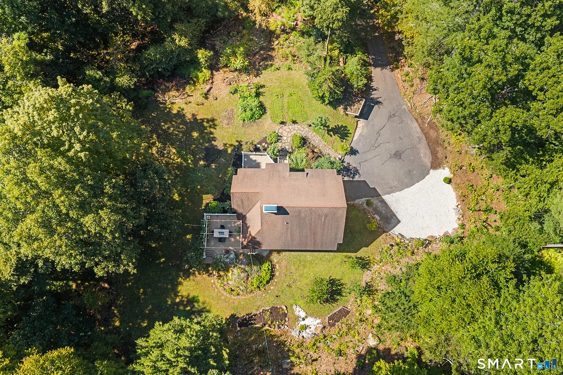 Photo of 82 River Road