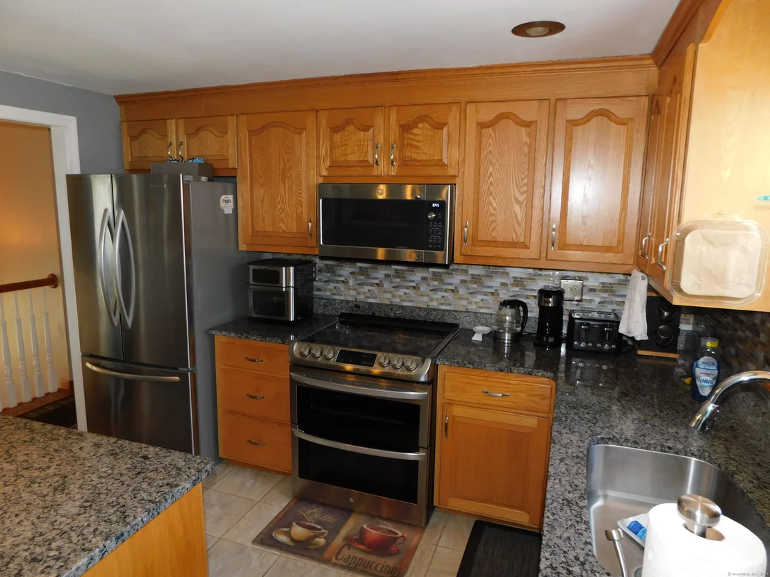 Photo of 212 Willowcrest Drive