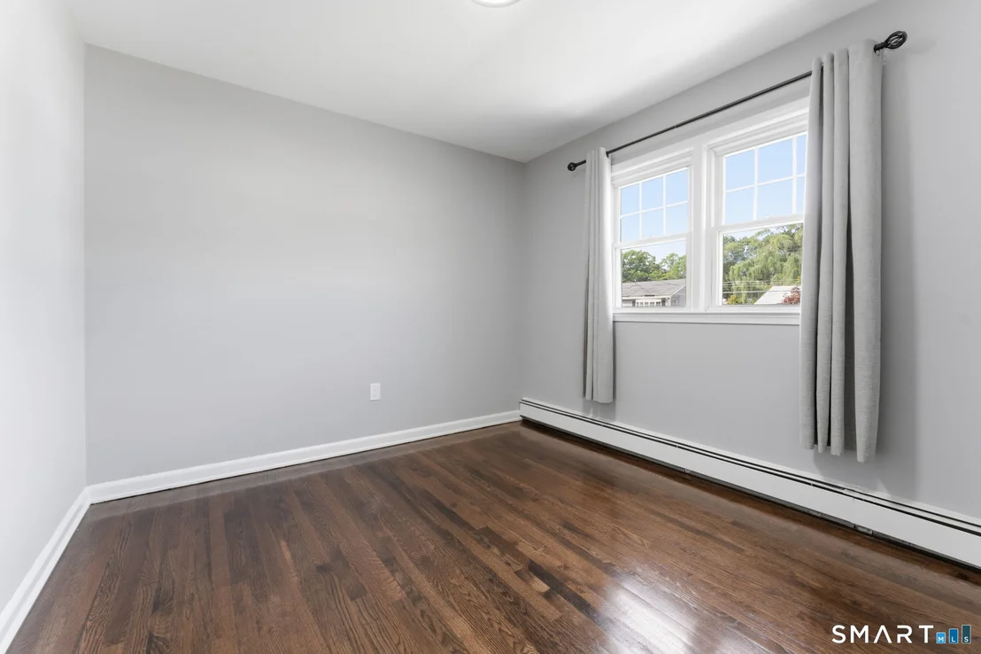 Photo of 144 Beatrice Drive