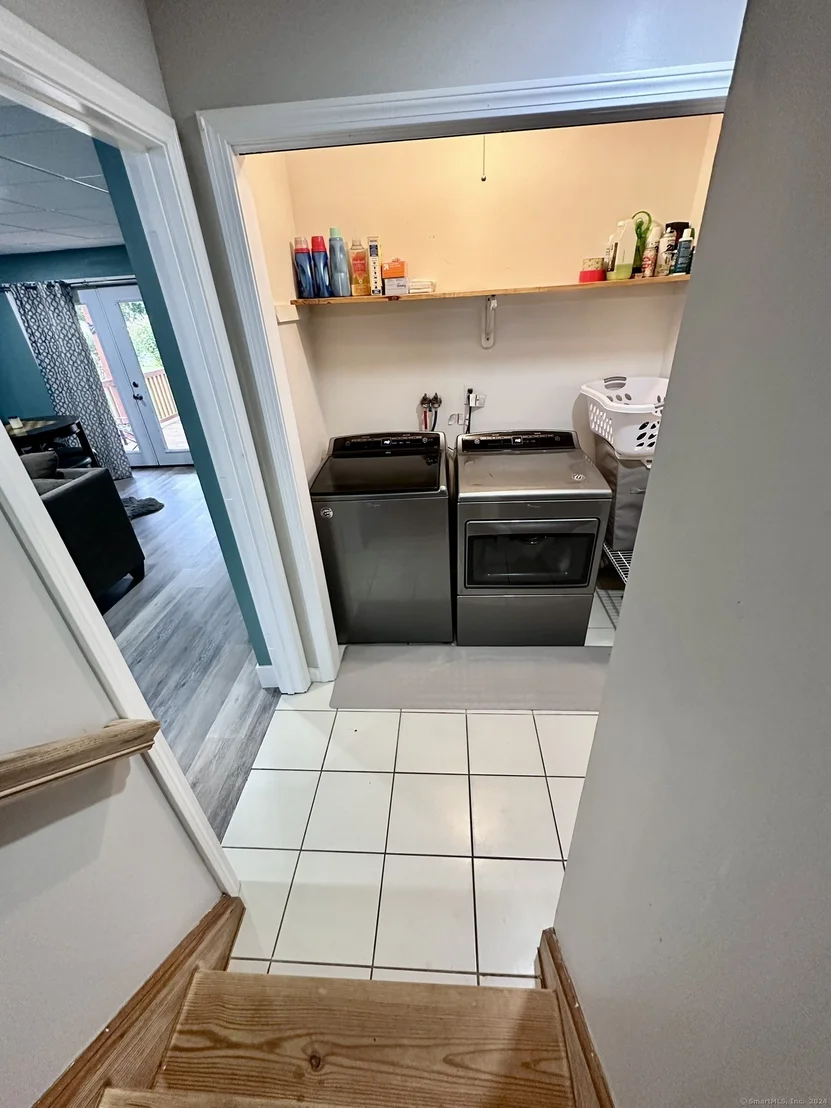 Photo of 904 Bloomfield Avenue