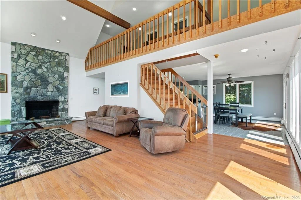 Photo of 19 Greystone Drive