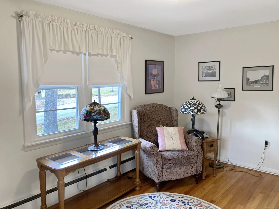 Photo of 378 Mansfield Avenue