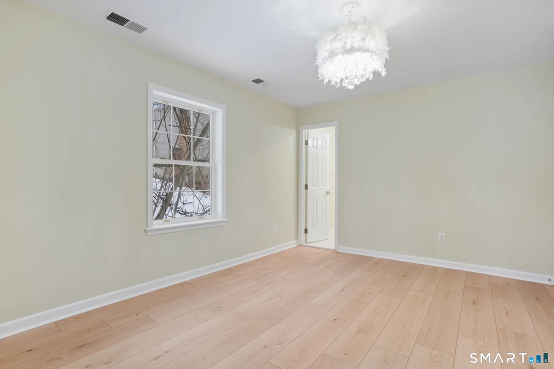 Photo of 26 Edgewood Road