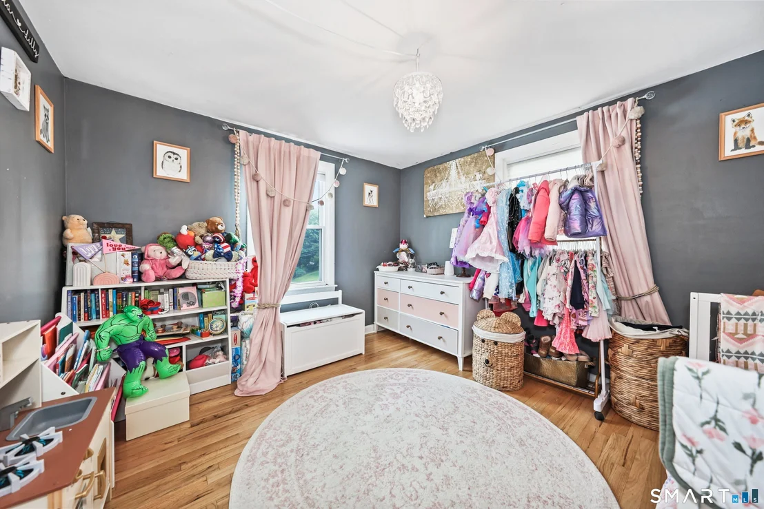 Photo of 98 Edgewood Avenue