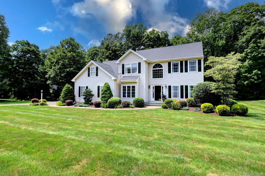 Photo of 39 Winding Trail