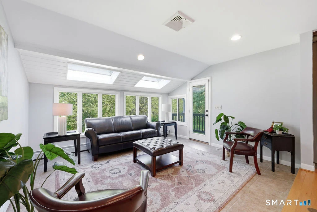 Photo of 8 Penwood Road