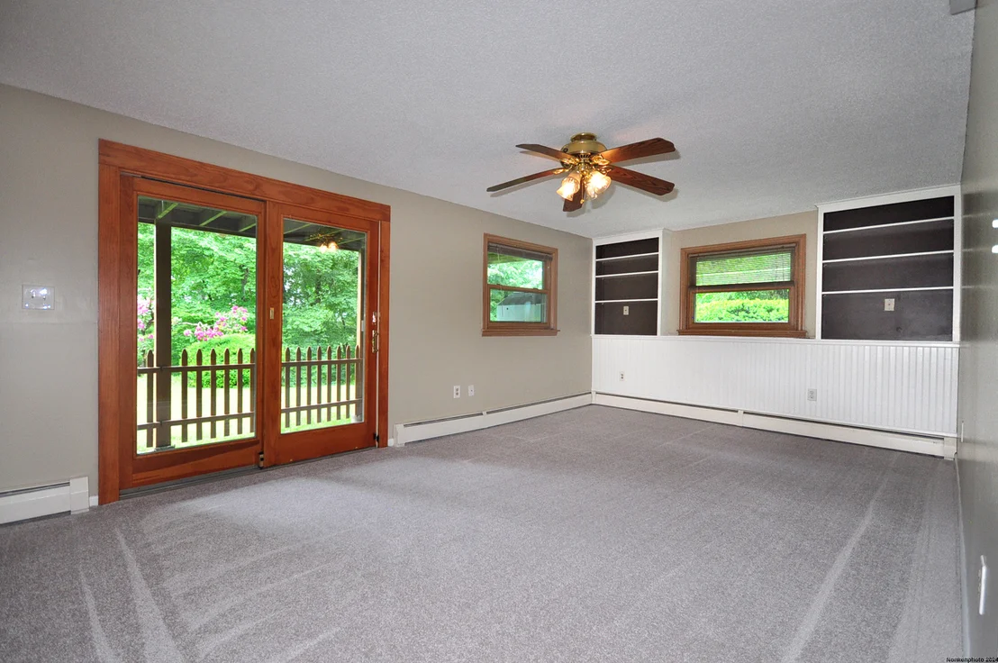 Photo of 35 Ravine Road