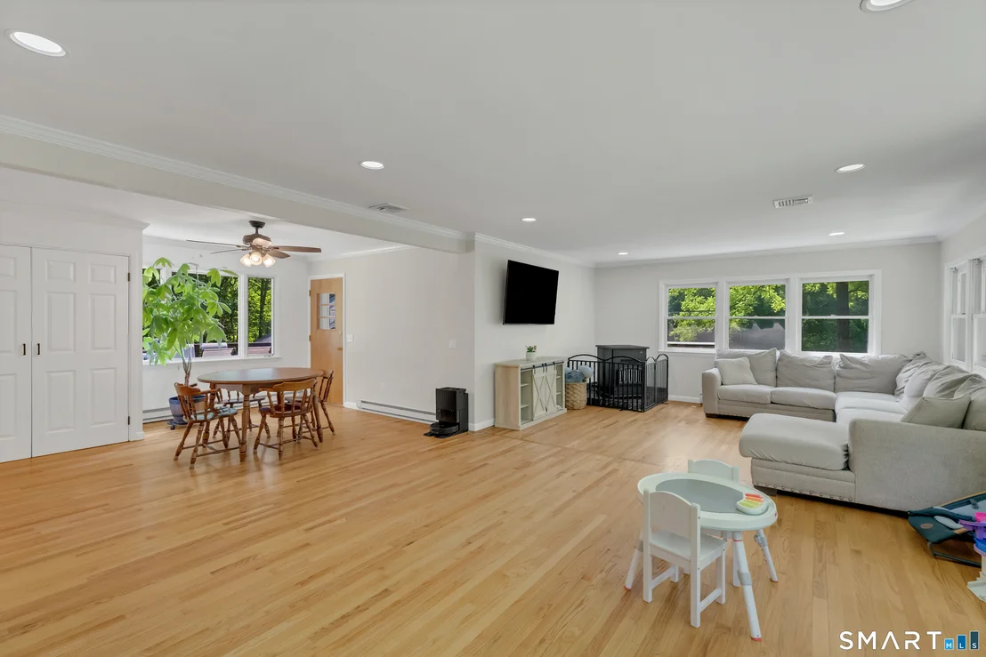 Photo of 25 Obtuse Hill Road