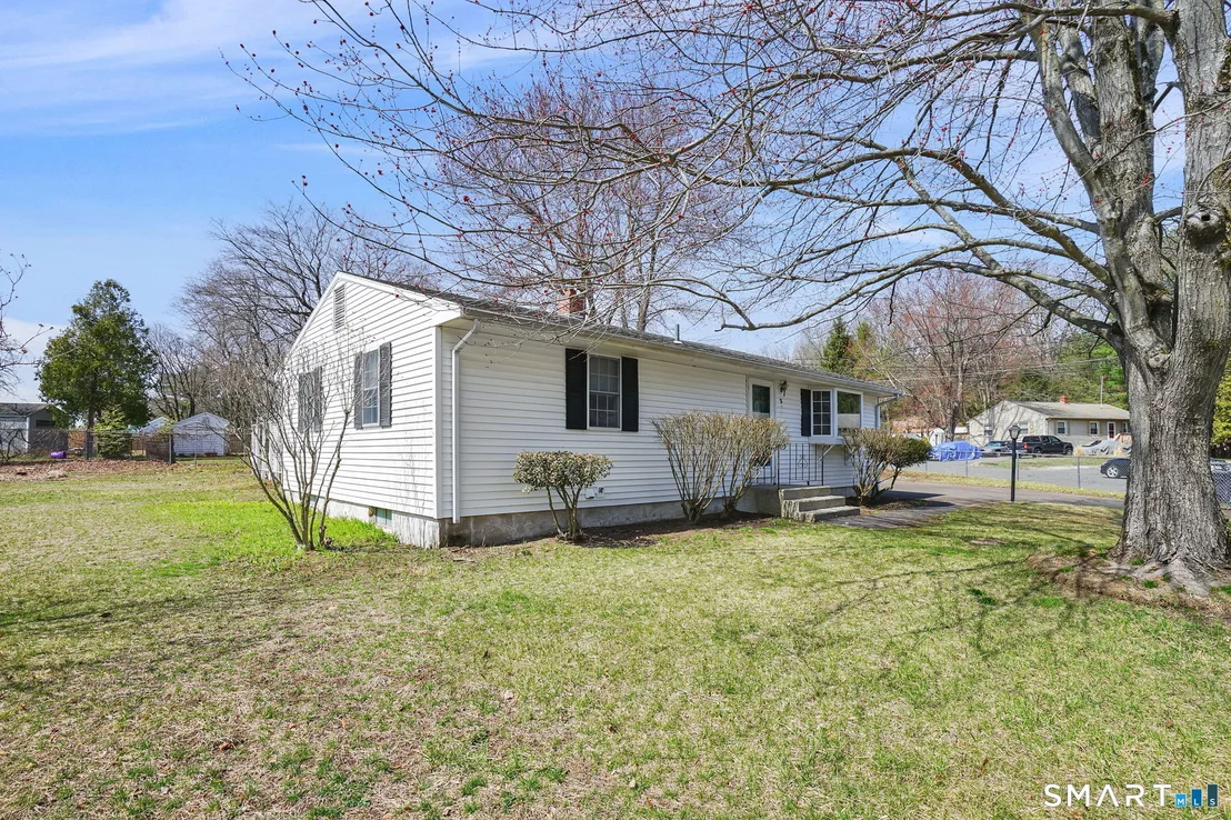 Photo of 3 Magnolia Drive