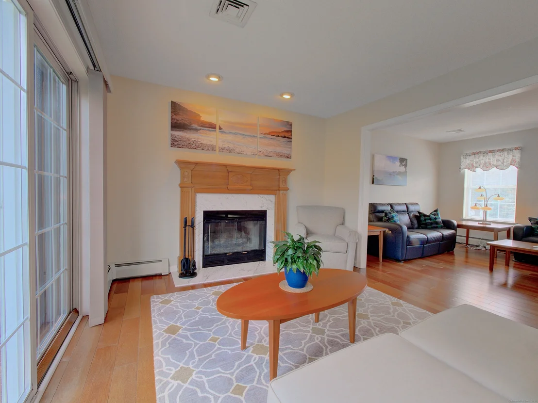 Photo of 115 Spring Wood Lane