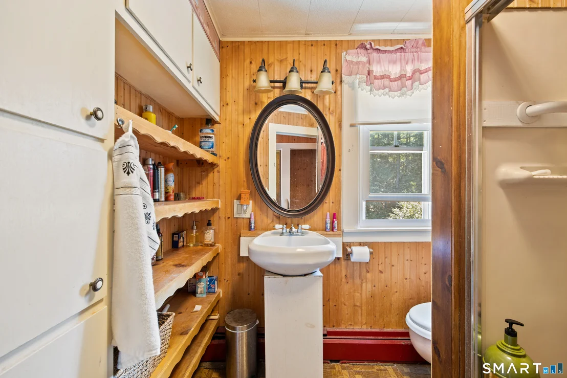 Photo of 573 Litchfield Road