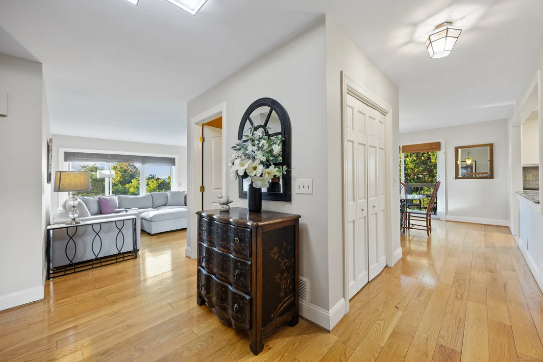Photo of 332 Mooreland Road