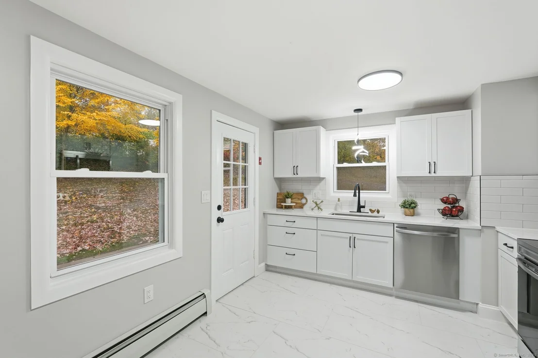Photo of 4 Hemlock Circle