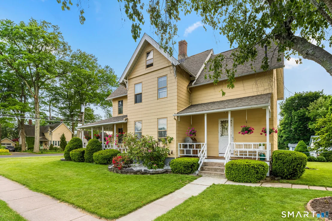 Photo of 120 Bloomfield Avenue