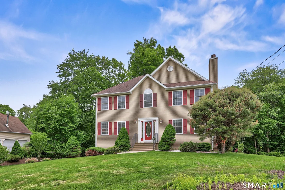 Photo of 30 Bridle Trail Drive