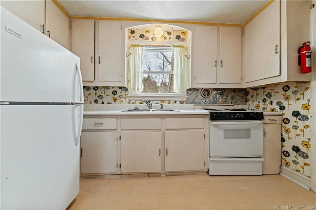 Photo of 51 Woodside Drive