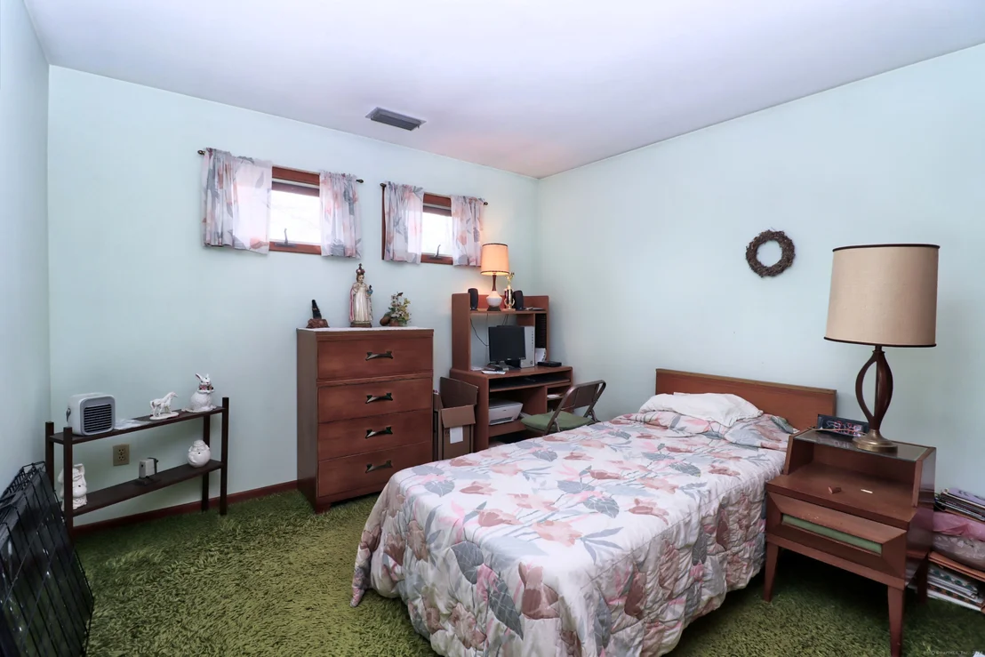 Photo of 1860 Meriden Road