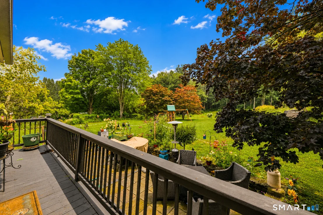 Photo of 379 Smith Pond Road