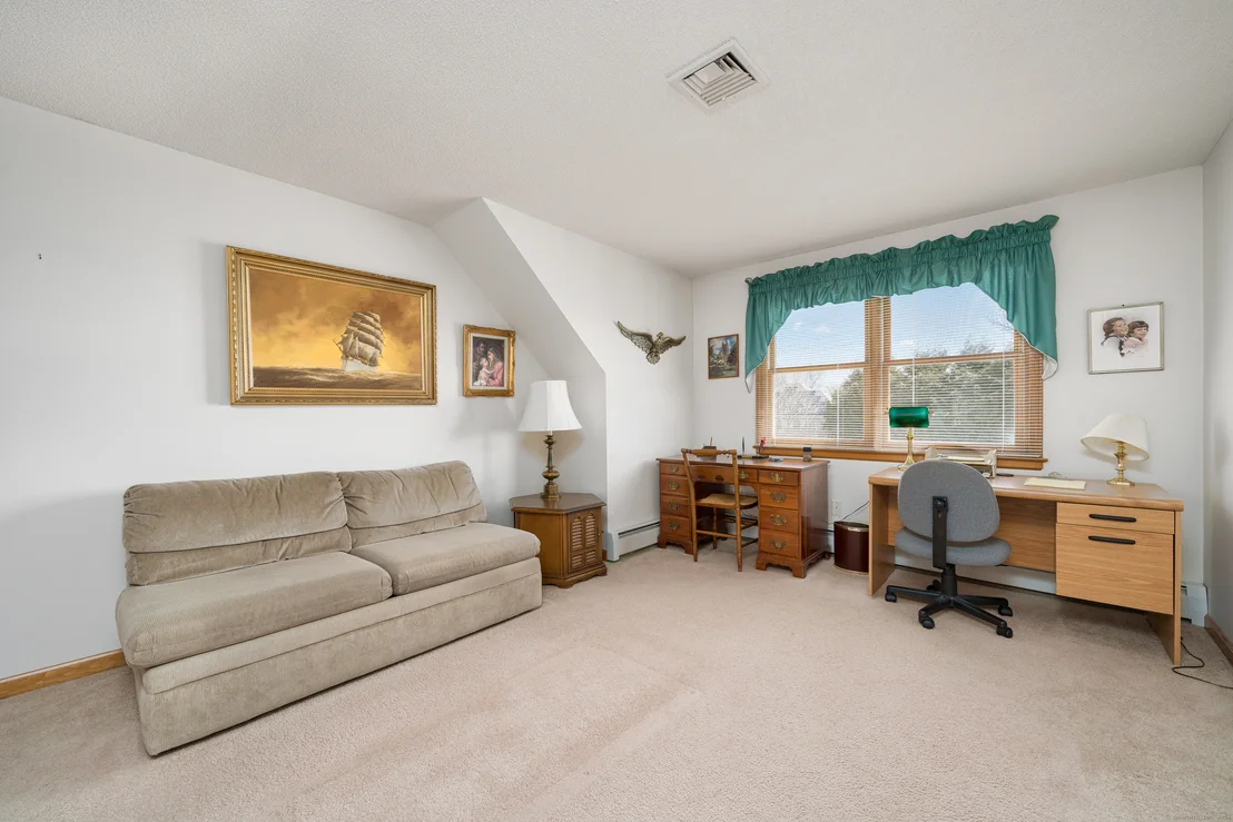 Photo of 226 Windmill Hill