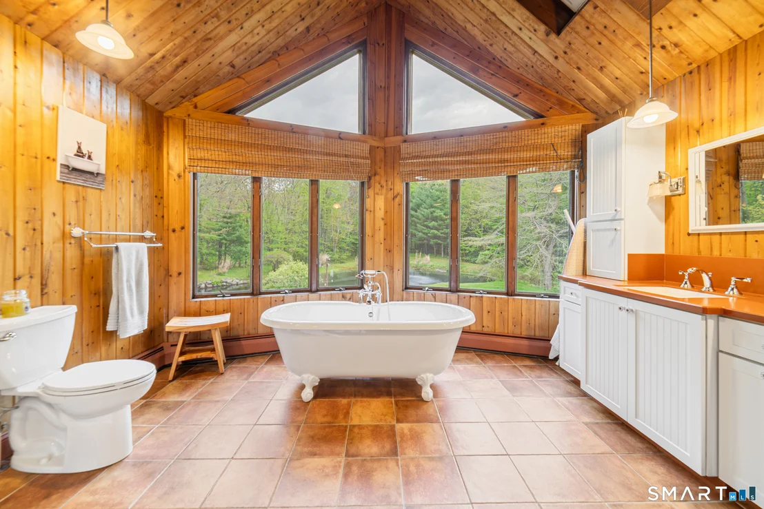 Photo of 72 Wildcat Hill Road