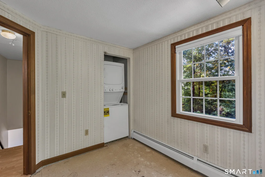 Photo of 159 Ellington Avenue