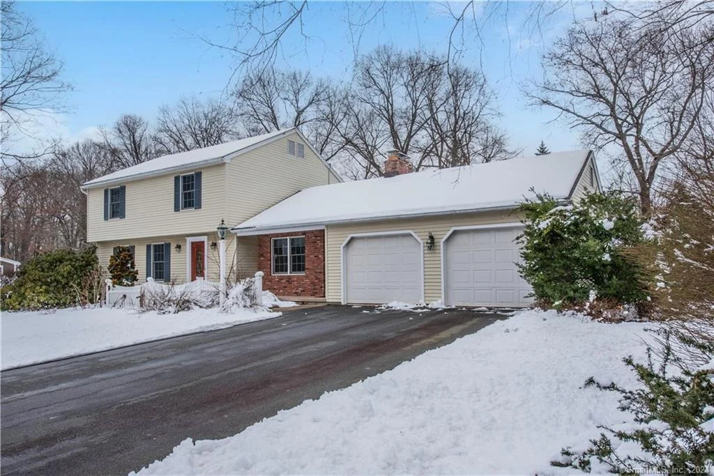 Photo of 83 Rustic Oak Drive