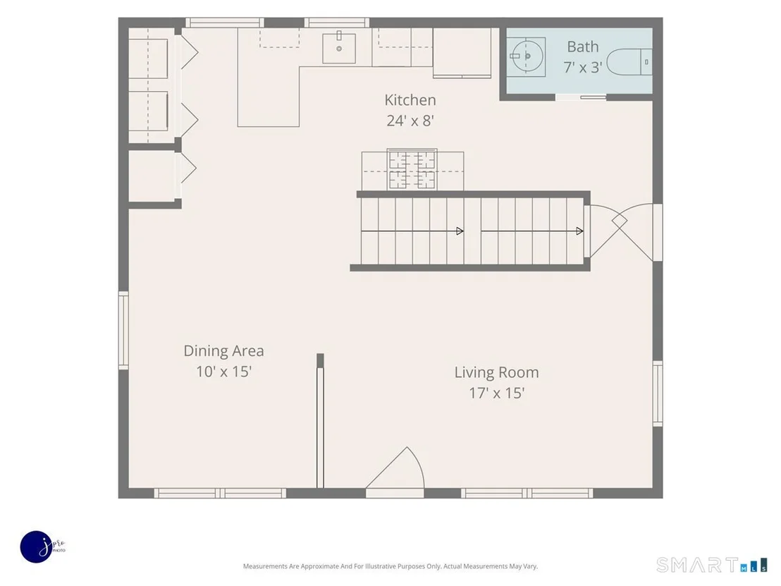 Photo of 30 Quaker Lane