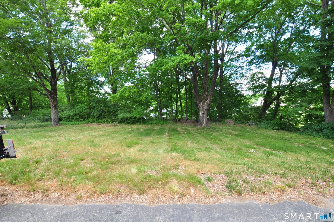 Photo of 609 Norwich Road