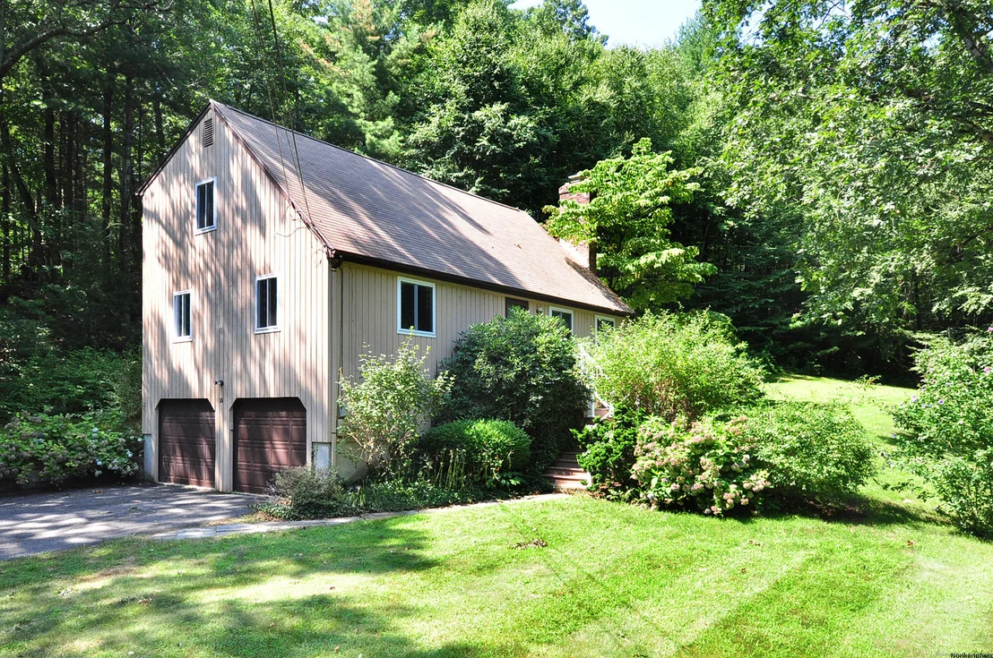 Photo of 15 Glen Road