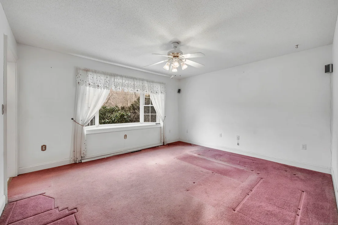 Photo of 60 Spindle Hill Road