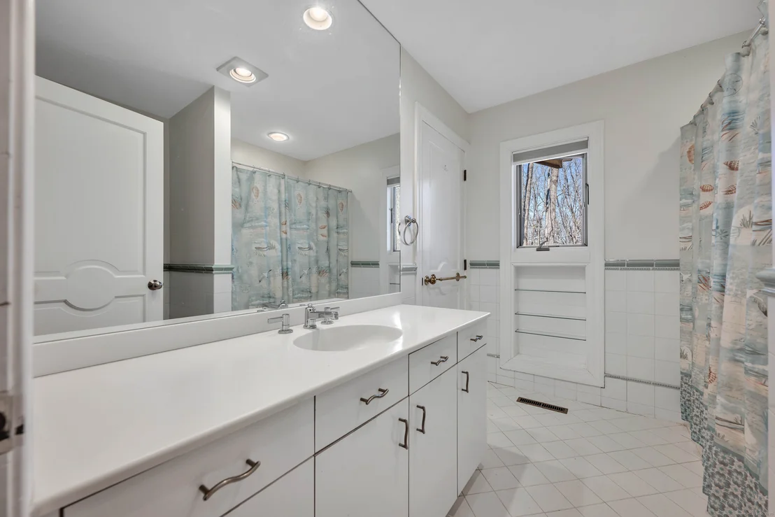 Photo of 349 Star Drive