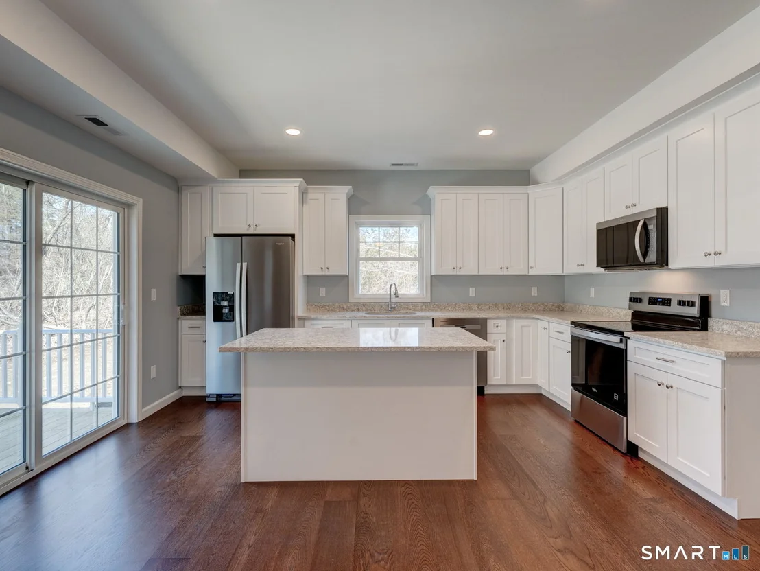 Photo of 121 Highland View Drive