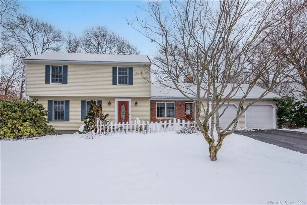 Photo of 83 Rustic Oak Drive