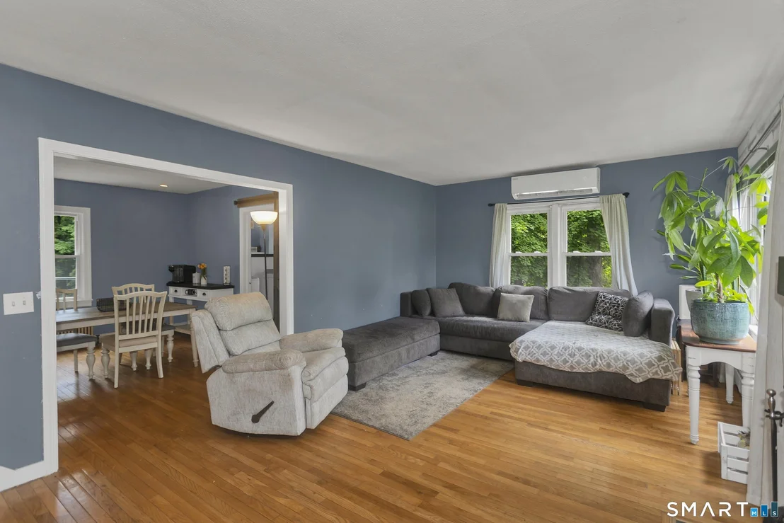 Photo of 39 Highland Avenue