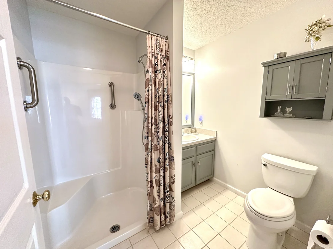 Photo of Unit 4 at 4 Glenbrook Drive