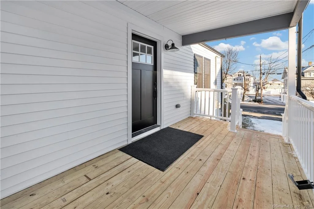Photo of 39 Edgefield Avenue