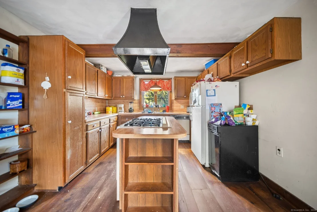 Photo of 47 8th Street