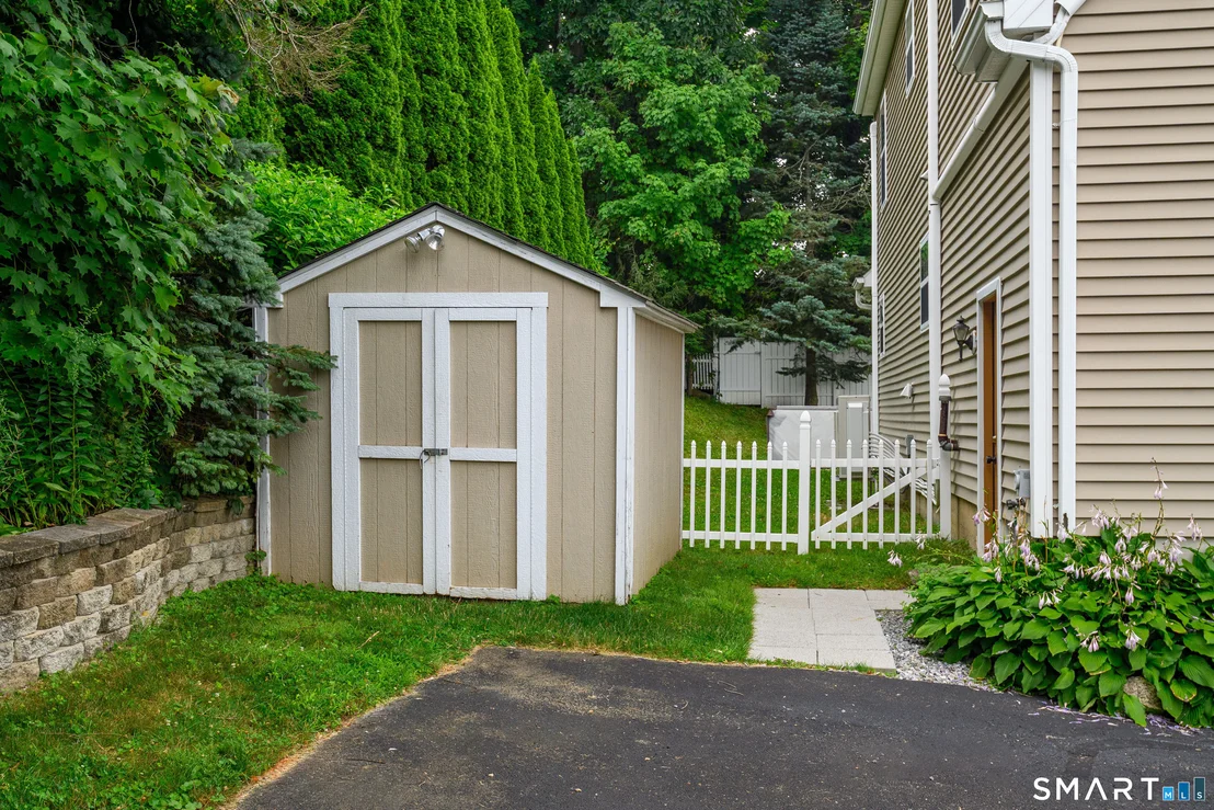 Photo of 2 Curtis Avenue