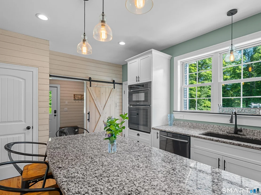 Photo of 217 Hinman Road