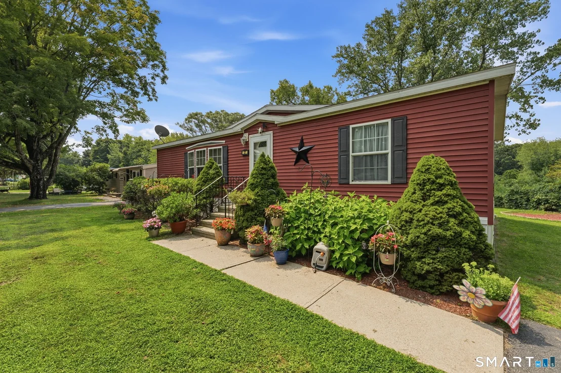 Photo of 27 Skylark Road
