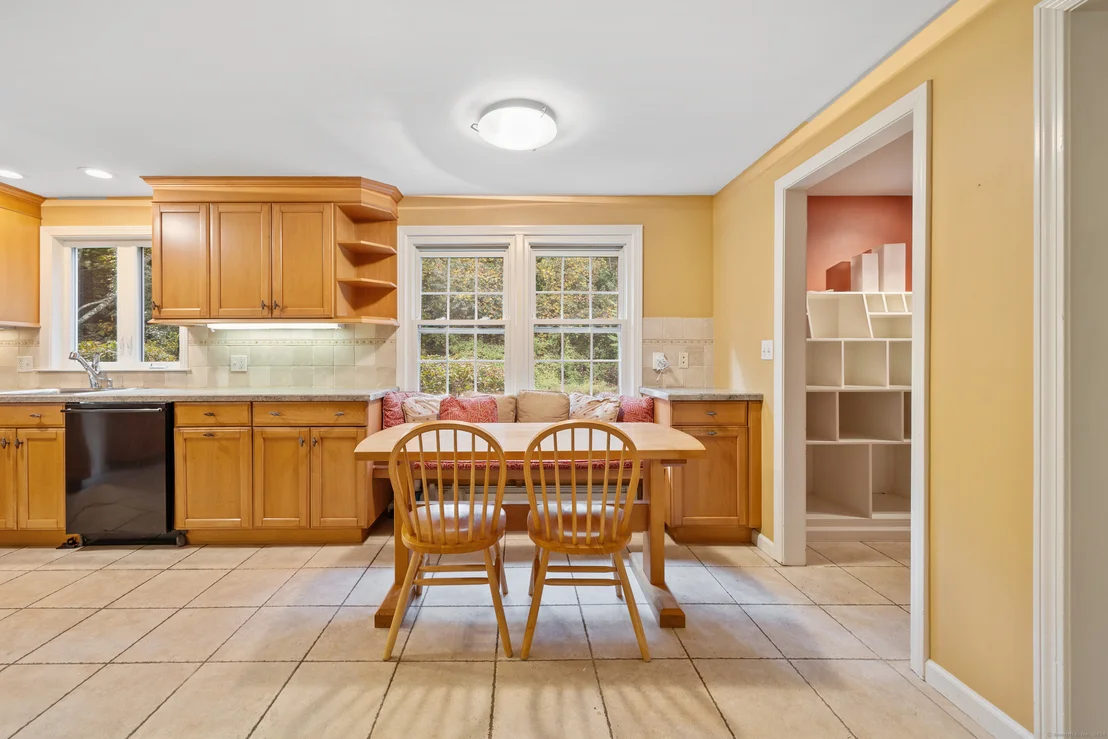Photo of 1167 Marion Road