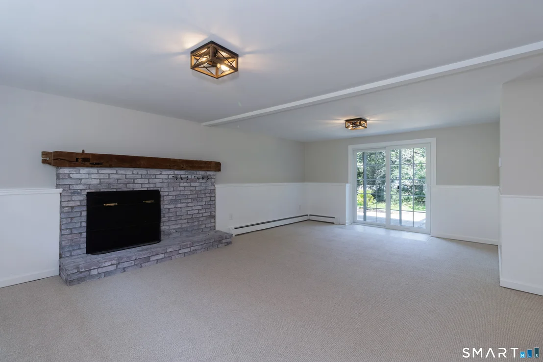 Photo of 831 Nut Plains Road