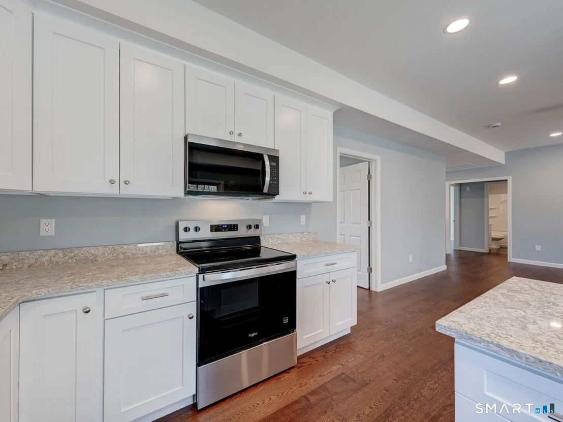 Photo of 121 Highland View Drive