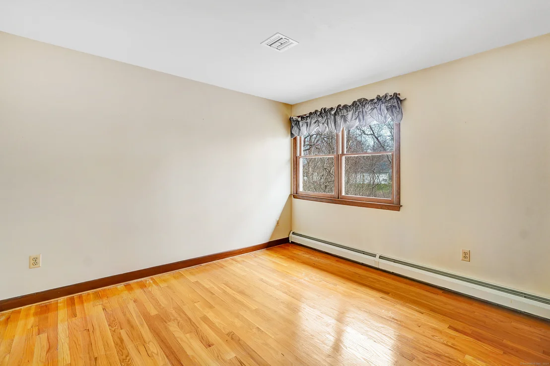 Photo of 2 Clover Drive