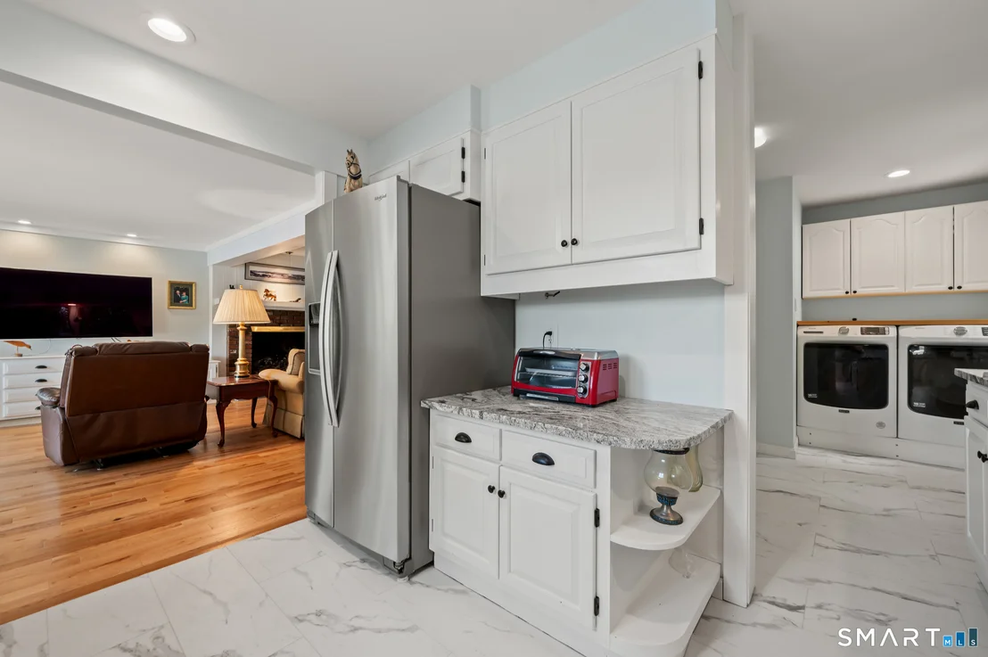 Photo of 752 Lake Drive
