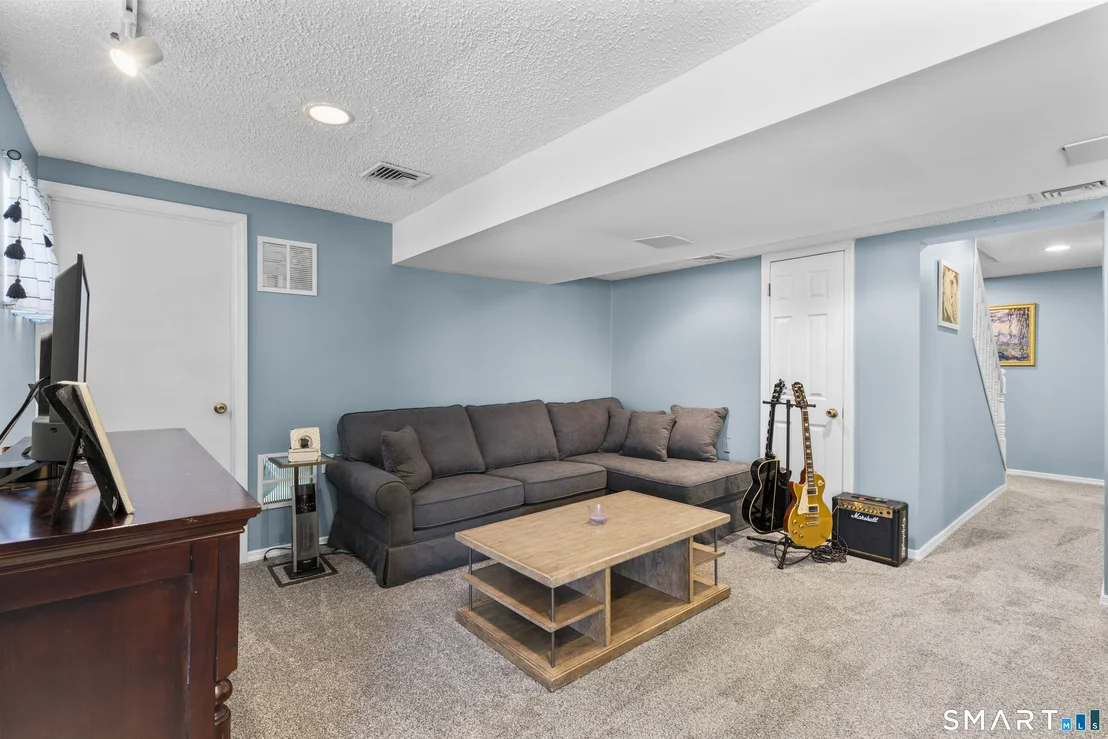 Photo of 173 Pond View Drive