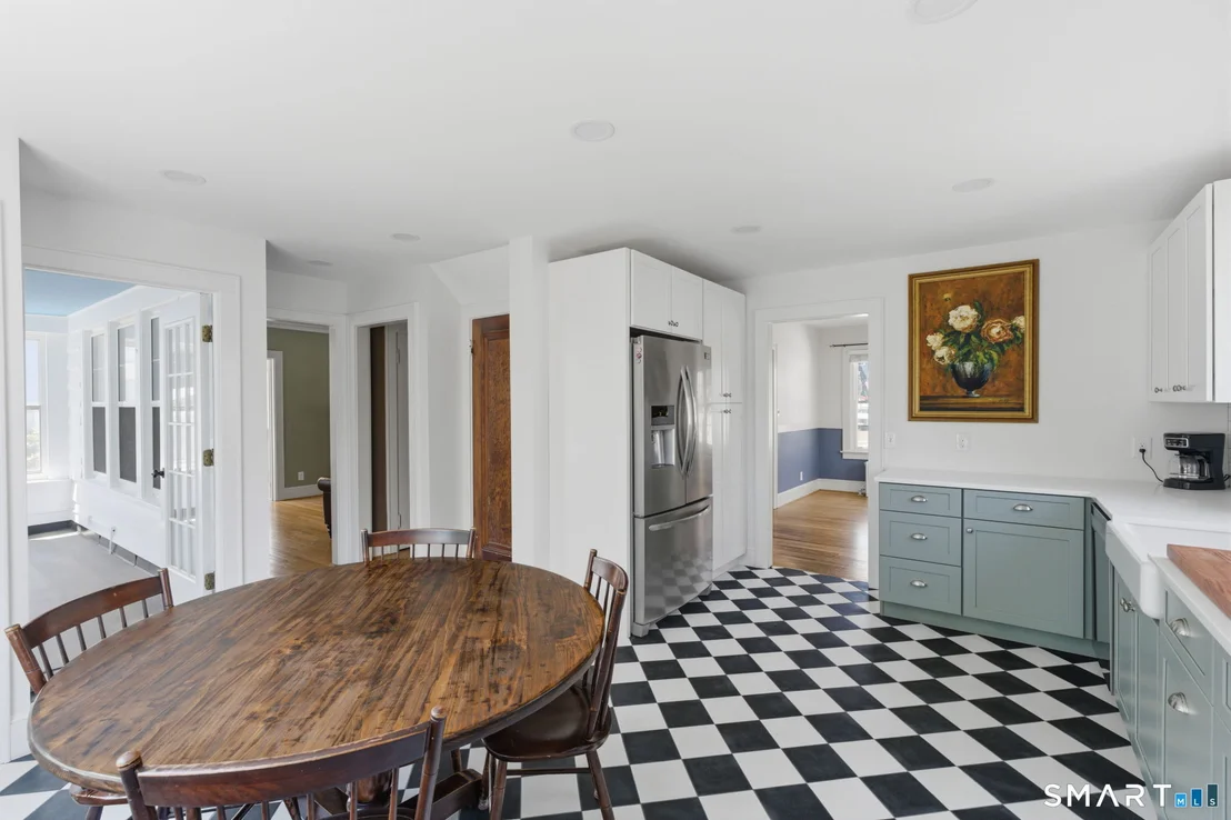 Photo of 25 Walnut Street